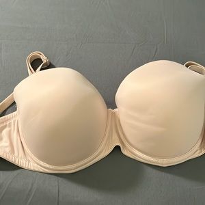 Women’s 32DD wear everywhere multi-way bra